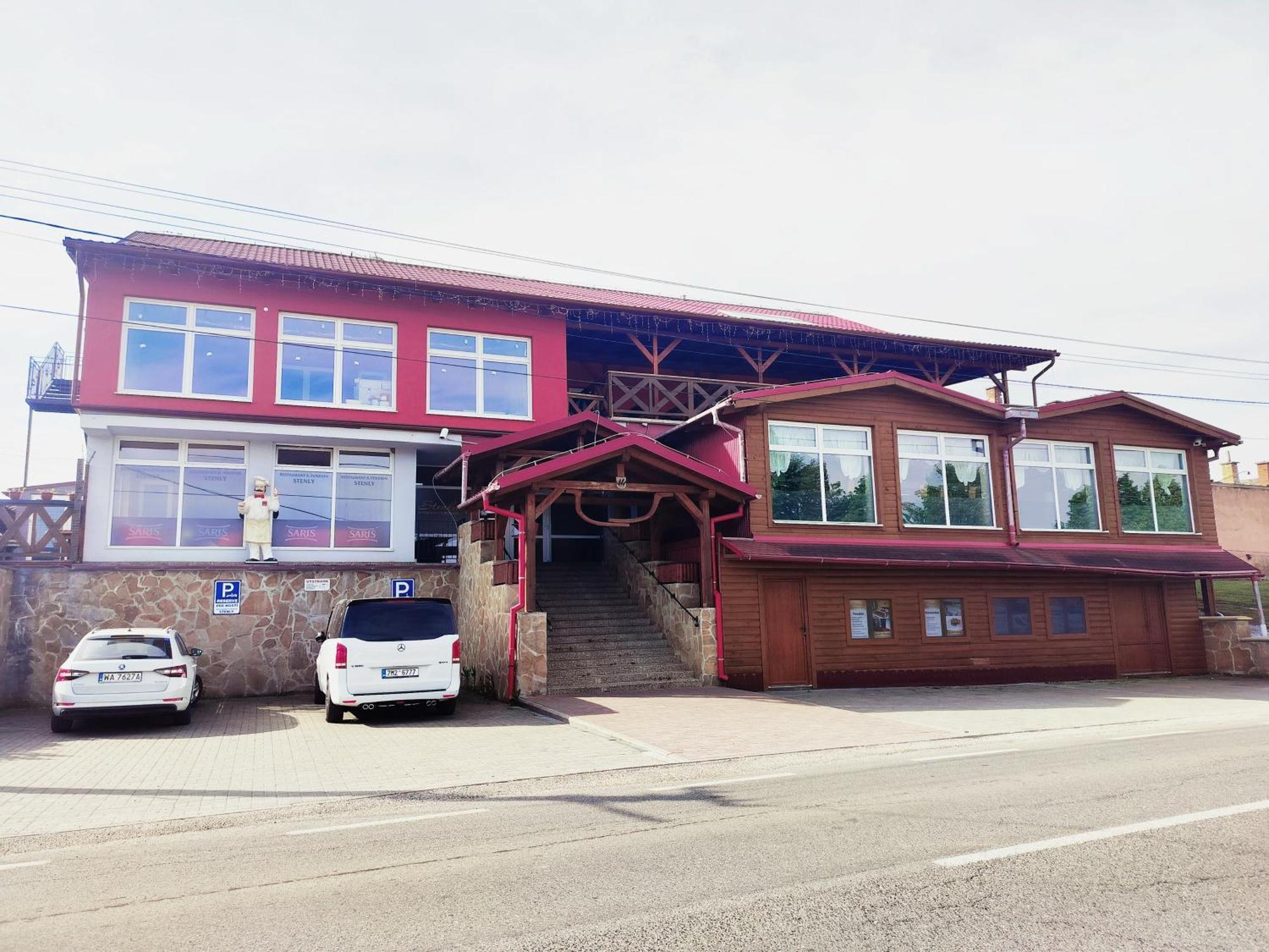 Restaurant And Pension Stenly Spissky Stvrtok Exterior foto